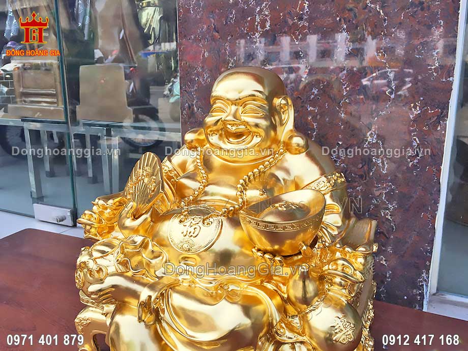 Tượng Phật Di Lặc là biểu tượng của may mắn, tài lộc và sự hạnh phúc
